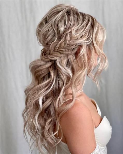 bridal hairstyles half up