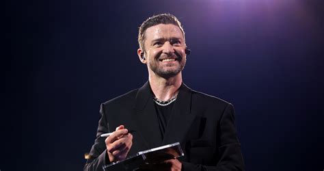 Justin Timberlake Wardrobe Photo-Style Evolution