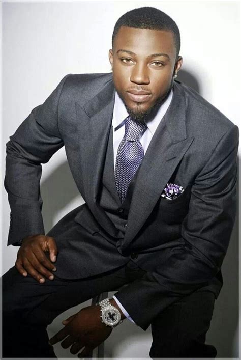 Eric berry | Herrin, Outfit, Bekleidung