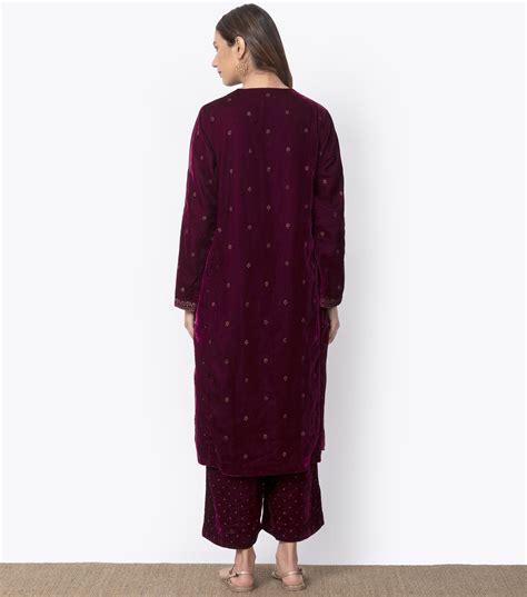 Wine Velvet Embroidered Kurta set – Tulsi Online