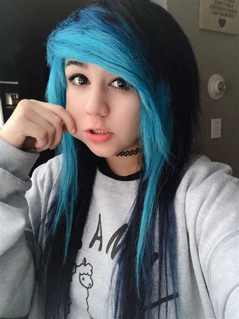 How To Do Emo Hair With Curly Hair at Samantha Walker blog