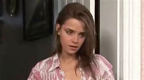 Fake naked photos of thousands of women shared online - BBC News