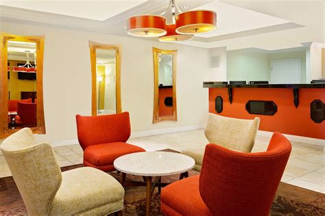 Howard Johnson by Wyndham Las Vegas near the Strip | Las Vegas, NV Hotels