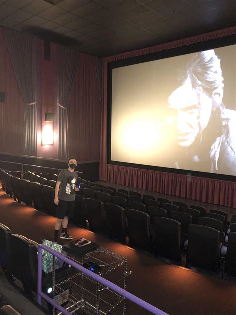 Imagine renting out a theatre to play TLOU2 for 2 hours, only to have ...