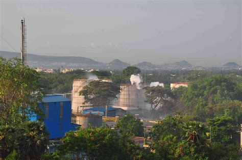 National Disaster Response Force (NDRF) | Post-lockdown Vizag gas leak kills 11 - Telegraph India