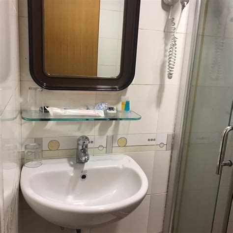 HOLIDAY HOTEL MACAU - Hotel Reviews, Photos, Rate Comparison - Tripadvisor