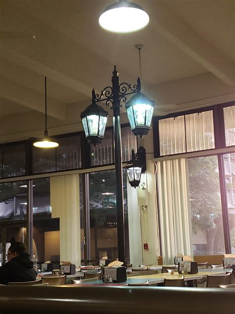Indoor lampposts at the Hale Aloha Cafe, Oahu : r/Lampposts