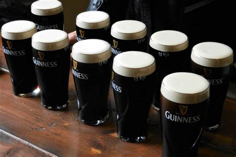 Guinness Beer Guide: History, Varieties, Taste & Nutrition Facts