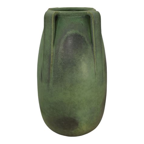 Teco W. D. Gates Arts And Crafts Pottery Charcoaled Matte Green Floor ...