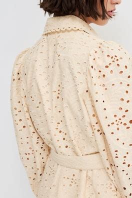 Broderie anglaise shirt dress - Light beige - Ladies | H&M IN