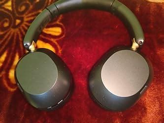 realme TechLife Studio H1 Over The Ear Headphone with 70Hours Playtime ...