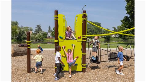 Soldiers And Sailors Parking