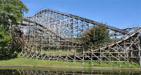 Oakwood’s wooden roller coaster shared over social media for “shaking ...