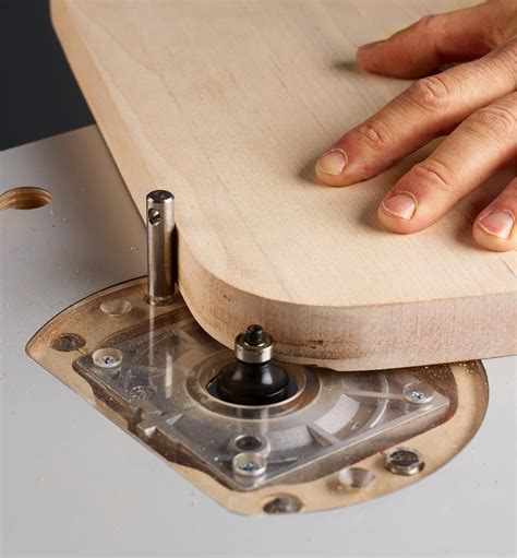 Compact Router Table 的图像结果