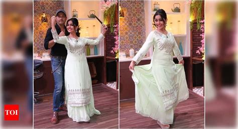 Shubhangi Atre Poorey has a blast with hubby Piyush Poorey on Kitchen ...