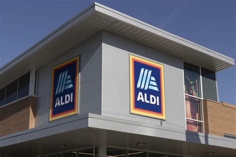 Best Aldi Products And Tips For Shopping There