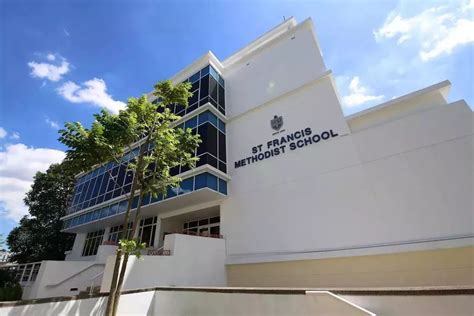 新加坡国际高中（IB课程）留学费用清单 - Eistudy.com