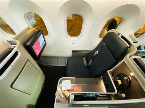 Review: Qantas QF49 Business Class Boeing 787-9 Drameliner Melbourne (MEL) to San Francisco (SFO)