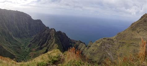 The Awa'awapuhi trail on Kaua'i leads to this magnificent, hard-to ...