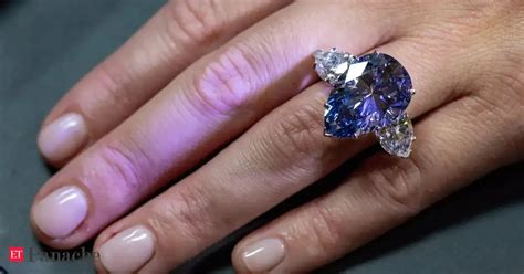 Rare diamond: Rare 'Bleu Royal' diamond sets new record at Christie's ...
