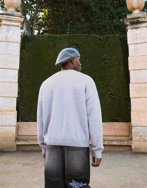 Graffiti patch jumper - Men | Bershka