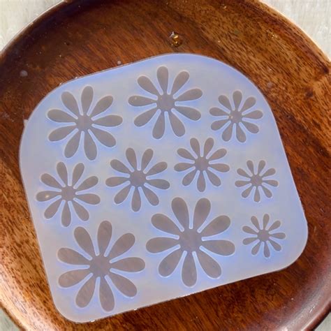 Multiple Flowers – Resin24