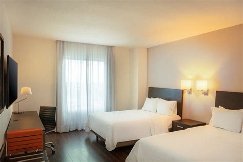FIESTA INN MONTERREY FUNDIDORA - Hotel Reviews, Photos, Rate Comparison ...