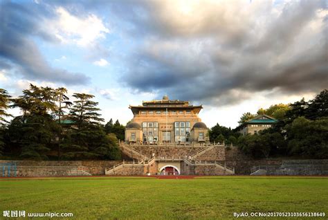 航拍武汉大学校园风光,都市风光,建筑摄影,摄影素材,汇图网www.huitu.com