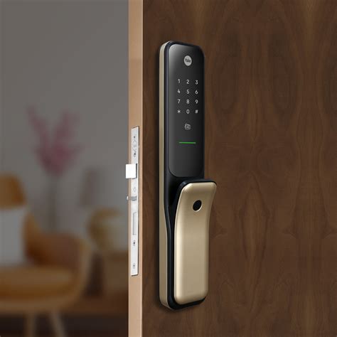 Yale Kyra Pro Smart Lock with fingerprint, PIN, RFID, Manual Key & APP ...