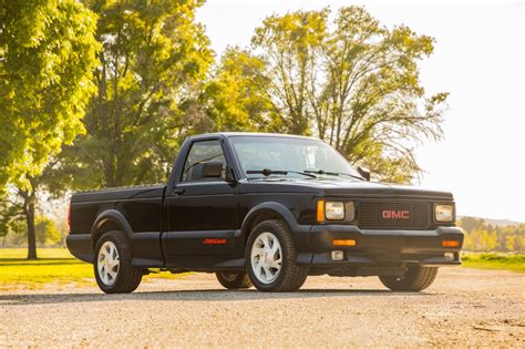1991 GMC Syclone for sale on BaT Auctions - sold for $25,000 on April 23, 2020 (Lot #30,515 ...