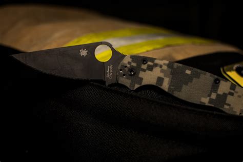 The Best EDC Knives of 2016 • Our Top 3