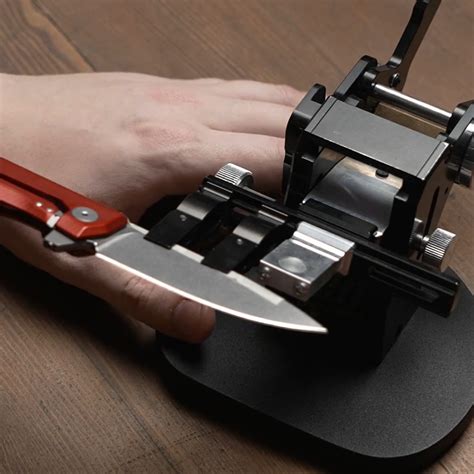 Best Pocket Knife Sharpener - How to Choose and Sharpen Your Knife ...