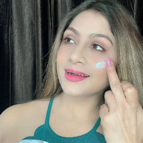 Buy the best brightening face cream for oily skin – Prakrit Purity