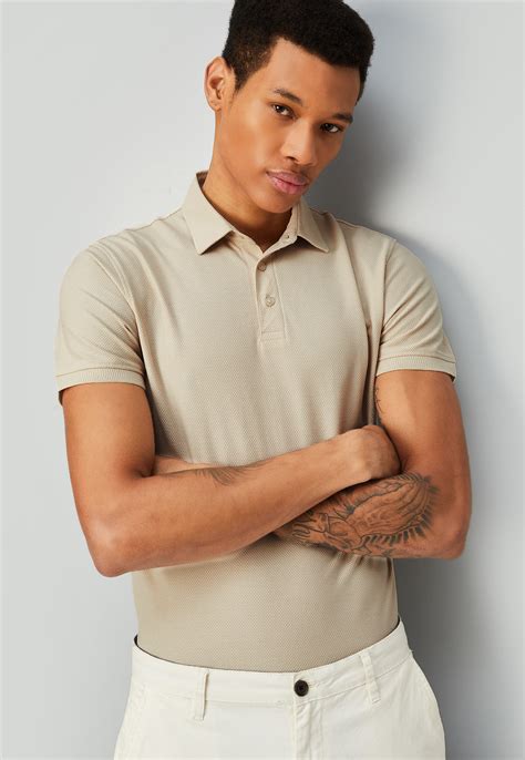 Shop Polo T-Shirts for Men at Best Price in India | Max Fashion