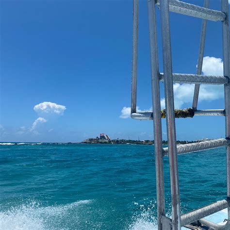 SEA HAWK (Isla Mujeres) - B&B Reviews, Photos, Rate Comparison ...