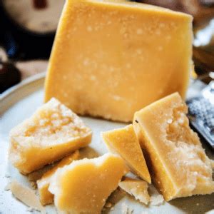 This Type of Cheese Is Great For Your Teeth, According to Dentists Background Aesthetic PNG