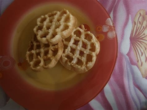 Mano's Delicious Kitchen: KOLUSA MURUKKU [ACHU MURUKKU]: