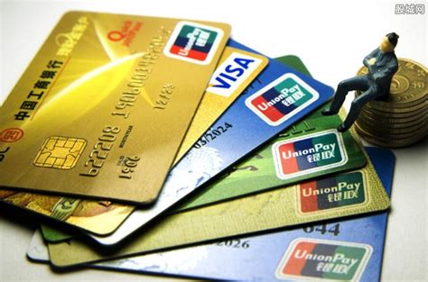 储蓄卡和借记卡的区别 主要有以下这些不同-股城消费