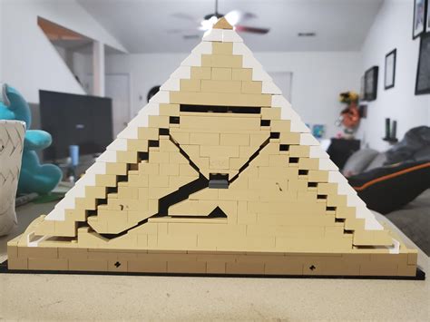 LEGO Great pyramid of Giza built : r/lego