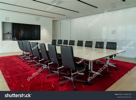 Board Room Meeting 的图像结果