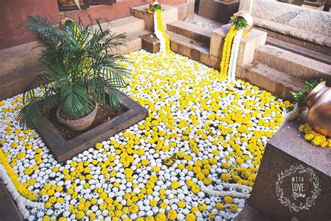 Take a Look at These Floral Decorations for Intimate Weddings for Inpso