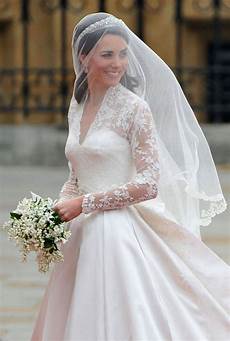 Wedding Gown Of Kate Middleton by Aside Formats Blossom And Buttons Wedding Gown Of Kate Middleton