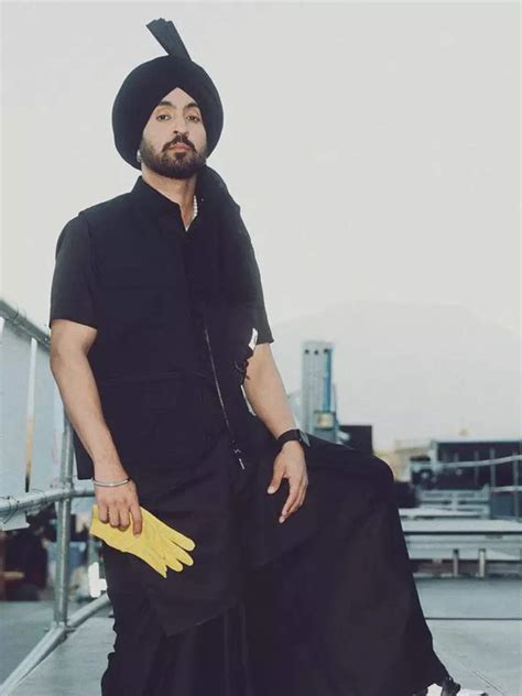 Diljit Dosanjh's pics while creating history at Coachella go viral ...
