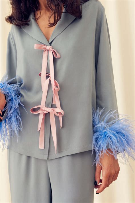 The Bow Pajama Set with Detachable Feathers in Grey – Sleeper