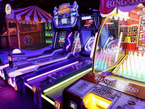 Indoor Mini Golf, Arcade, Mini Bowling & More In Monroe