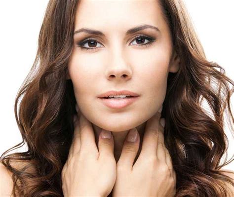 Here's How To Shape Your Eyebrows Right | Femina.in