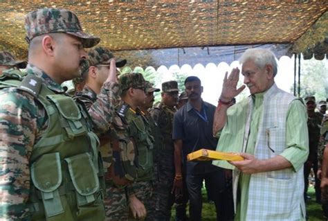 J&K LG visits PAK shelling-hit Poonch: Govt jobs for kin, salutes Army ...