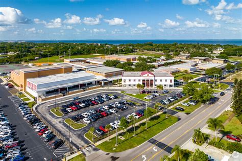 Tarpon Springs High School in Tarpon Springs, FL - Homes.com