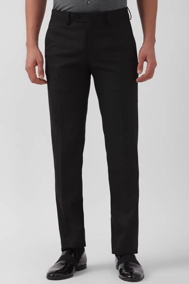 Buy Men Black Solid Ultra Slim Fit Trousers Online - 930195 | Van Heusen
