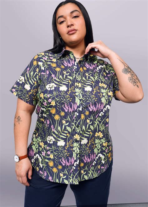 Business-Casual Gender-Neutral 的图像结果